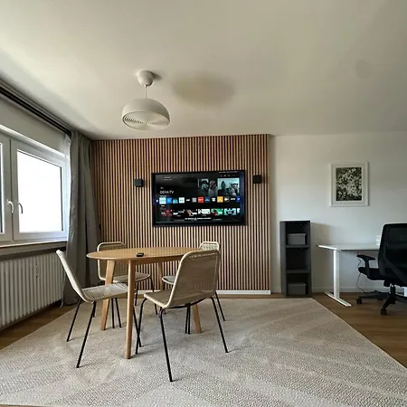 דירה Ferien Bei Henri - Terasse - Wlan - Parkplatz פרידריכסהאפן