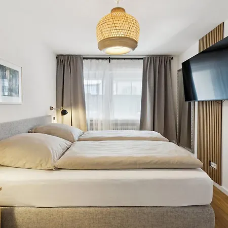 Appartement Ferien Bei Henri - Terasse - Wlan - Parkplatz Friedrichshafen